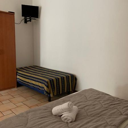 Hotel Lory Ficarolo 外观 照片