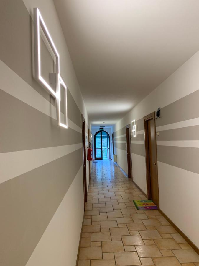 Hotel Lory Ficarolo 外观 照片