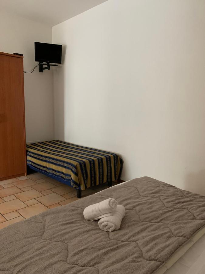 Hotel Lory Ficarolo 外观 照片